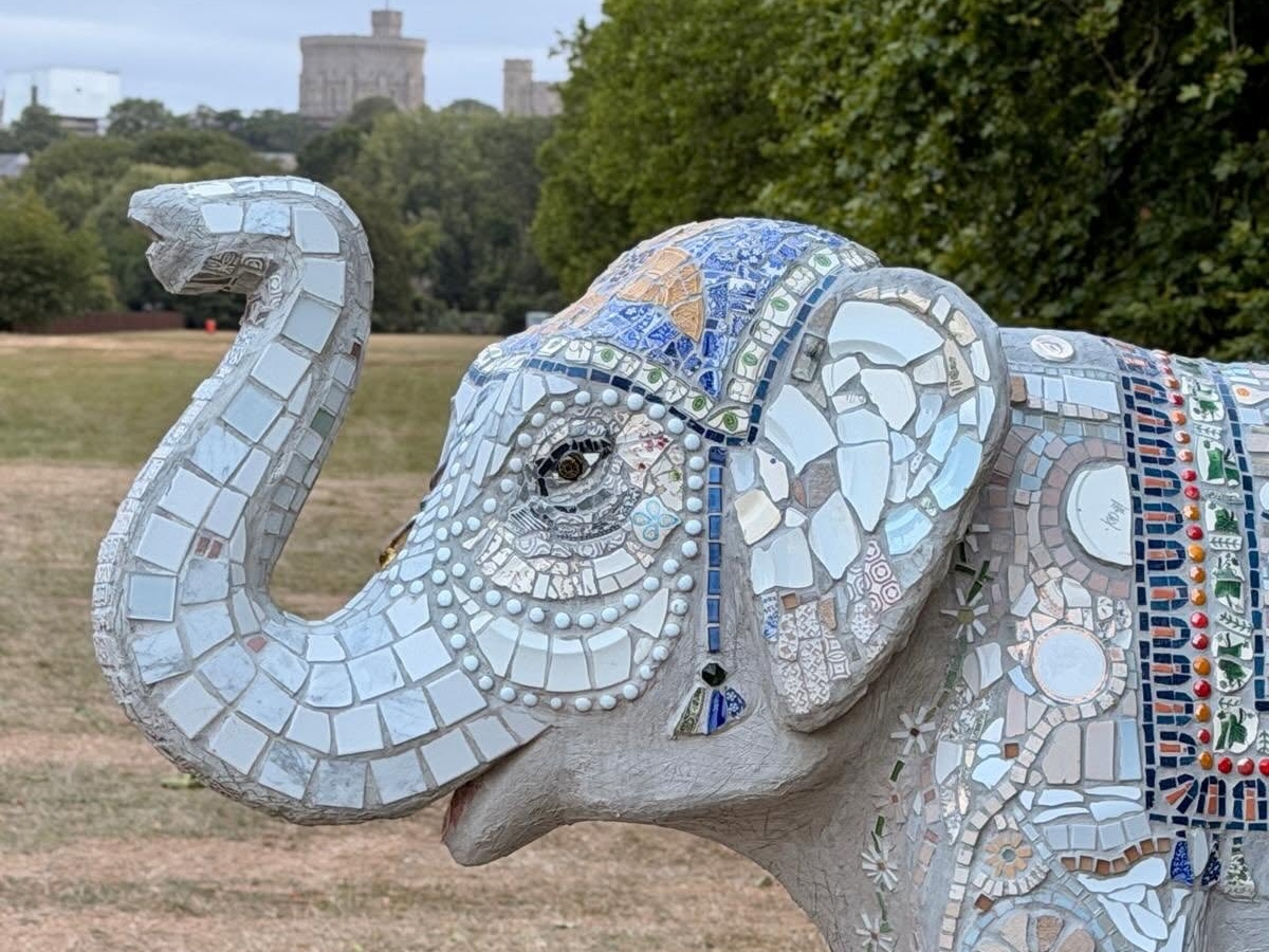 Elephant sculpture in the park 