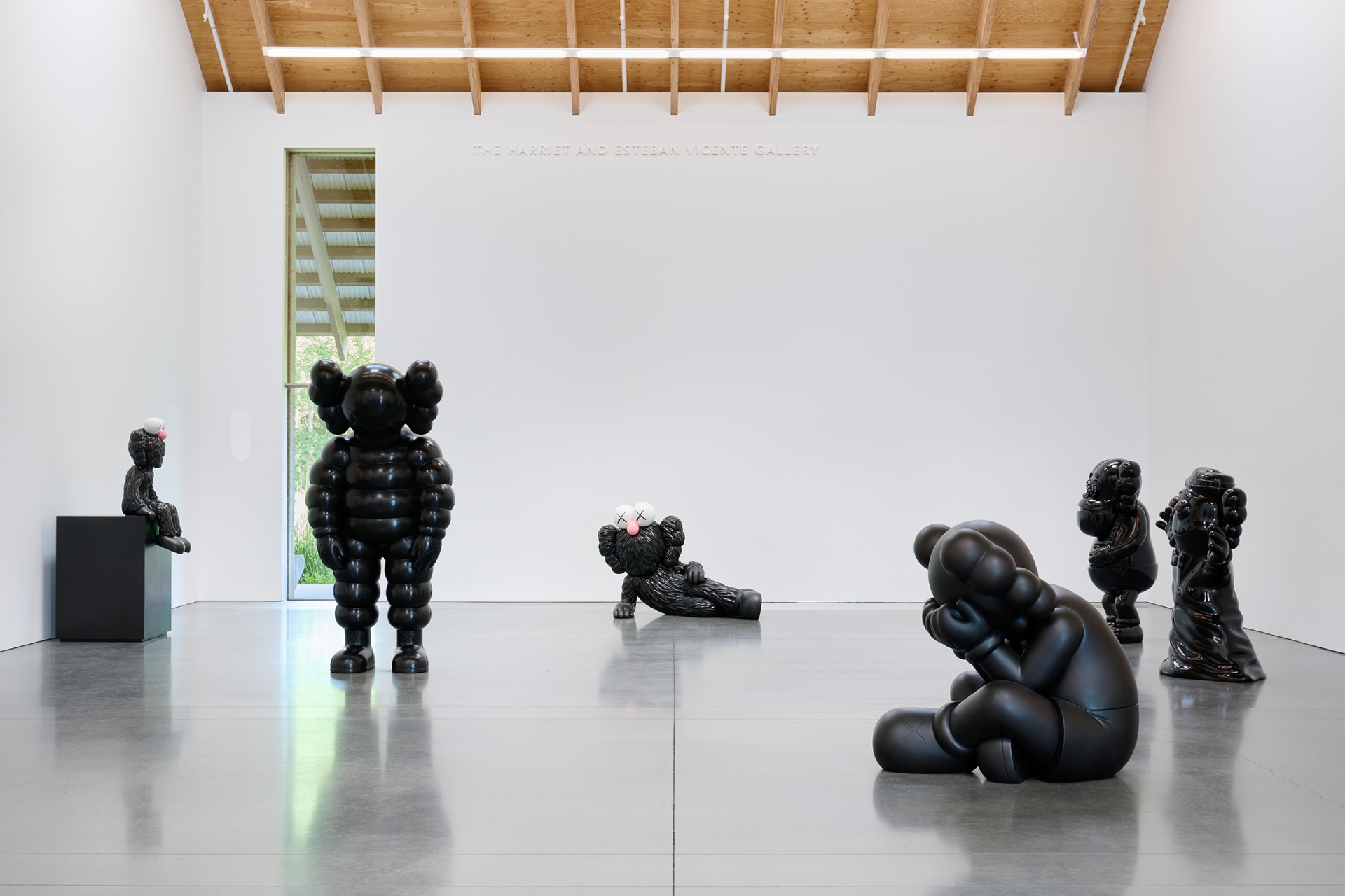 KAWS: TIME OFF, Installation photo, Parrish Art Museum, 2024