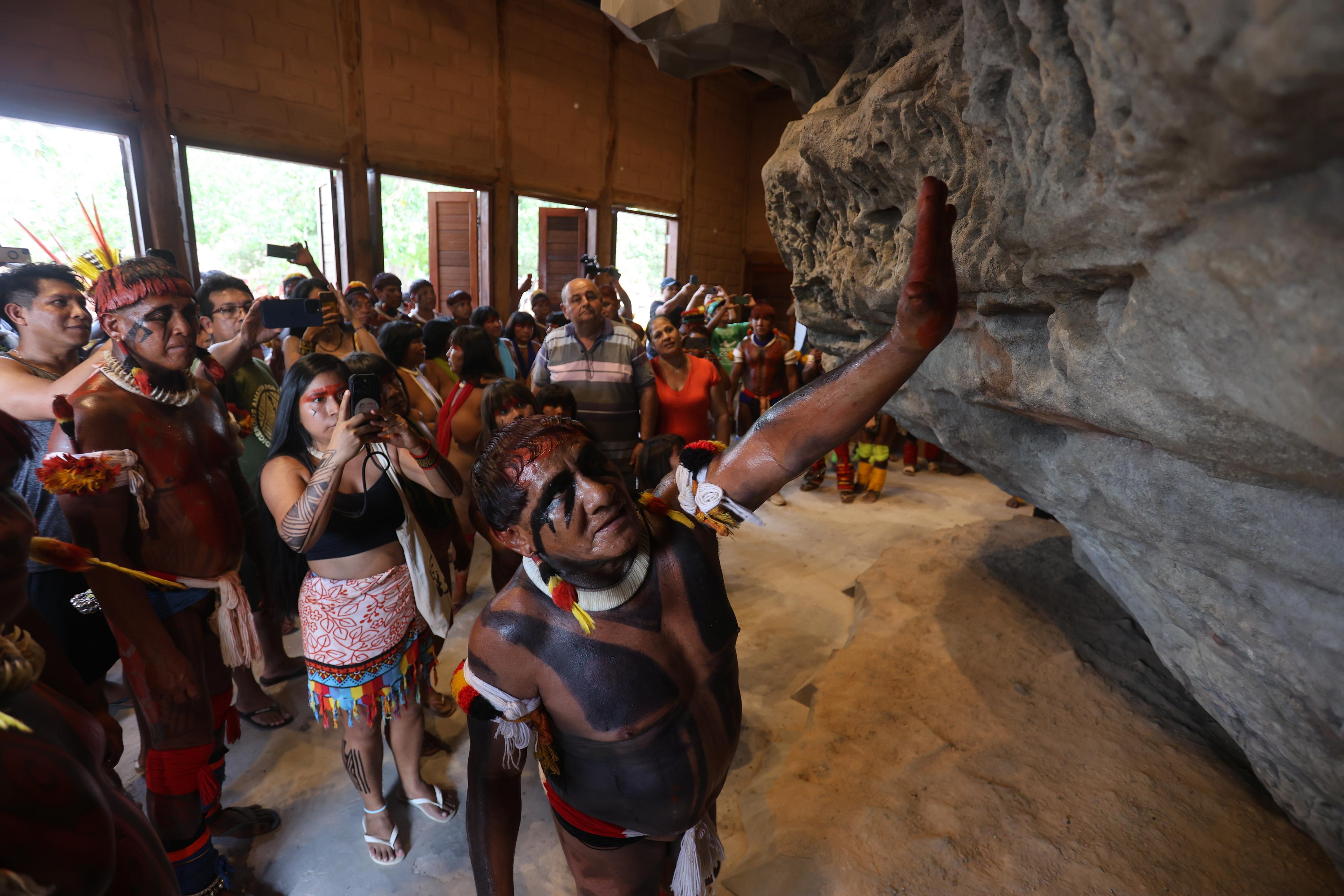 Inauguration of the Sacred Cave of Kamukuwaká in Ulupuwene by Alaor Filho – Fotos Públicas